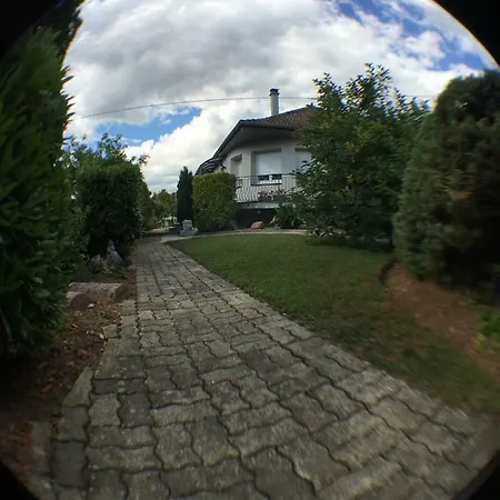 Village Prefere Des Francais Grand