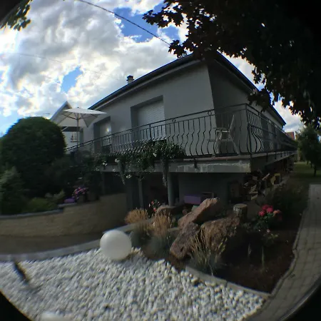 Village Prefere Des Francais Grand אגויסהיים