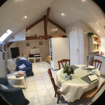 Village Prefere Des Francais Grand *